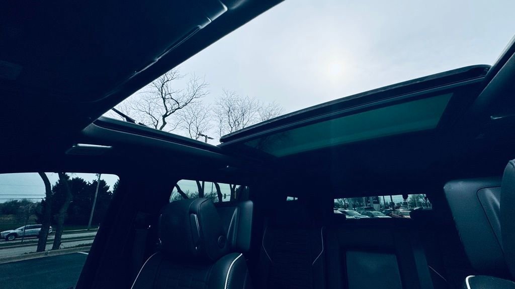 Used 2021 Cadillac Escalade Premium Luxury Platinum image 22