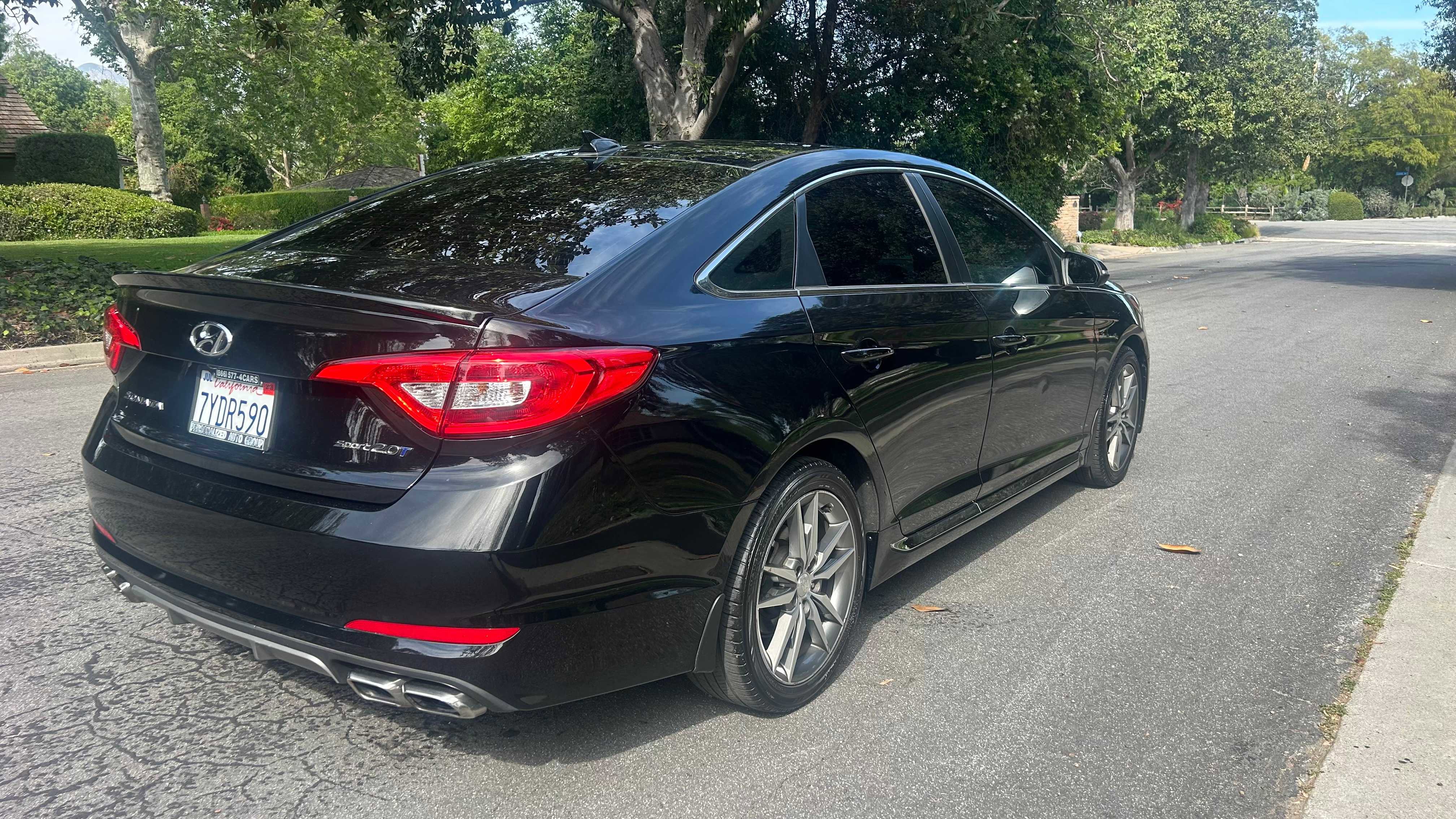 Used 2017 Hyundai Sonata Sport 2.0T FWD image 6