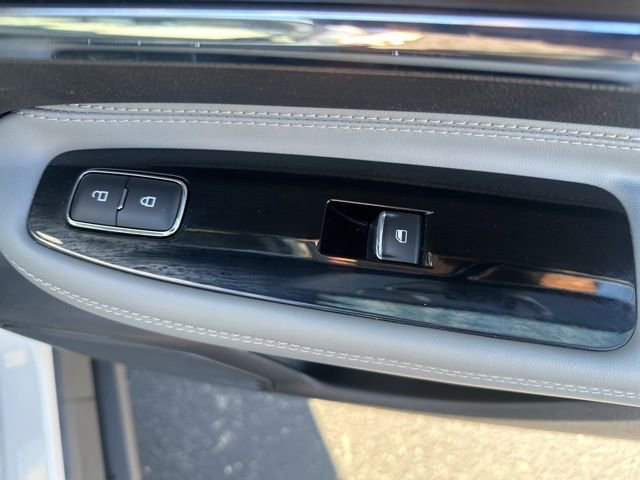 Used 2022 Lincoln Corsair Standard w/ Equipment Group 101A image 21