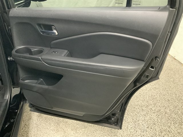 Used 2022 Honda Pilot Sport image 19