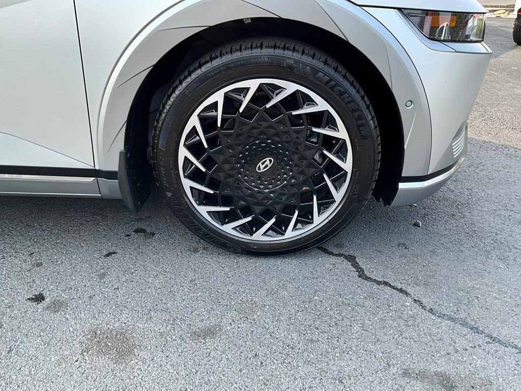 Used 2024 Hyundai Ioniq 5 Limited image 49