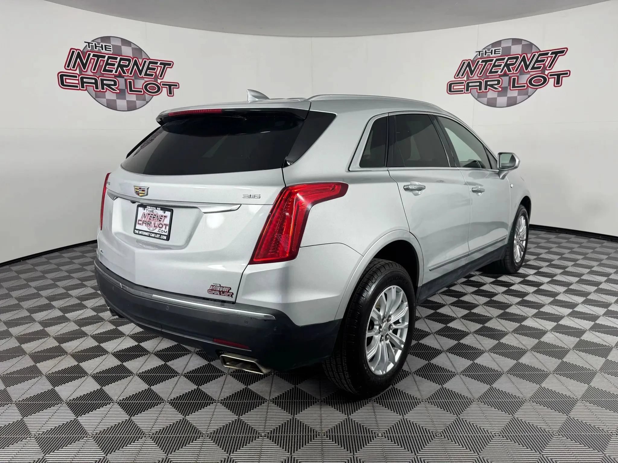 Used 2018 Cadillac XT5 AWD image 7