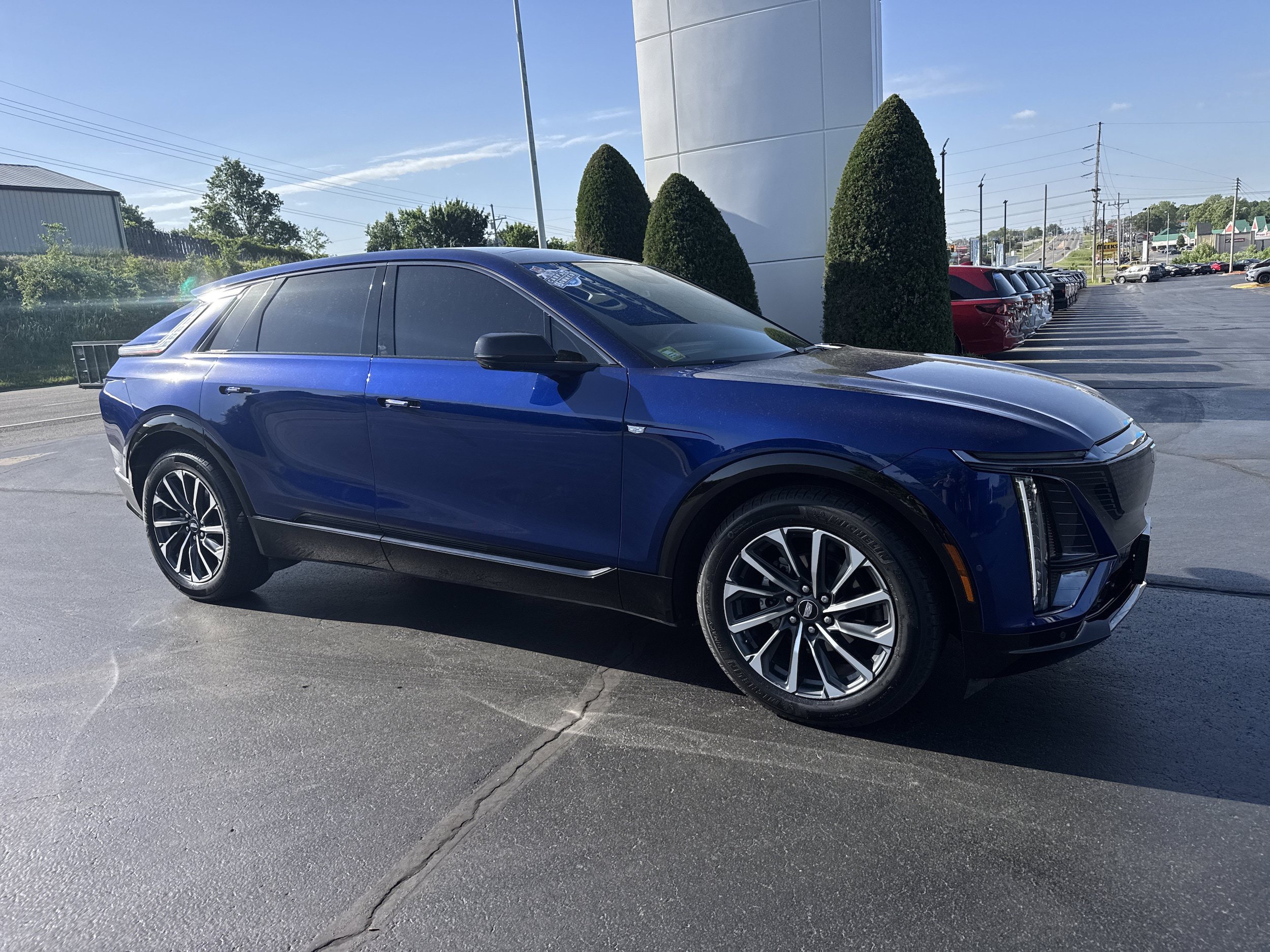 Used 2024 Cadillac Lyriq Sport RWD video 1