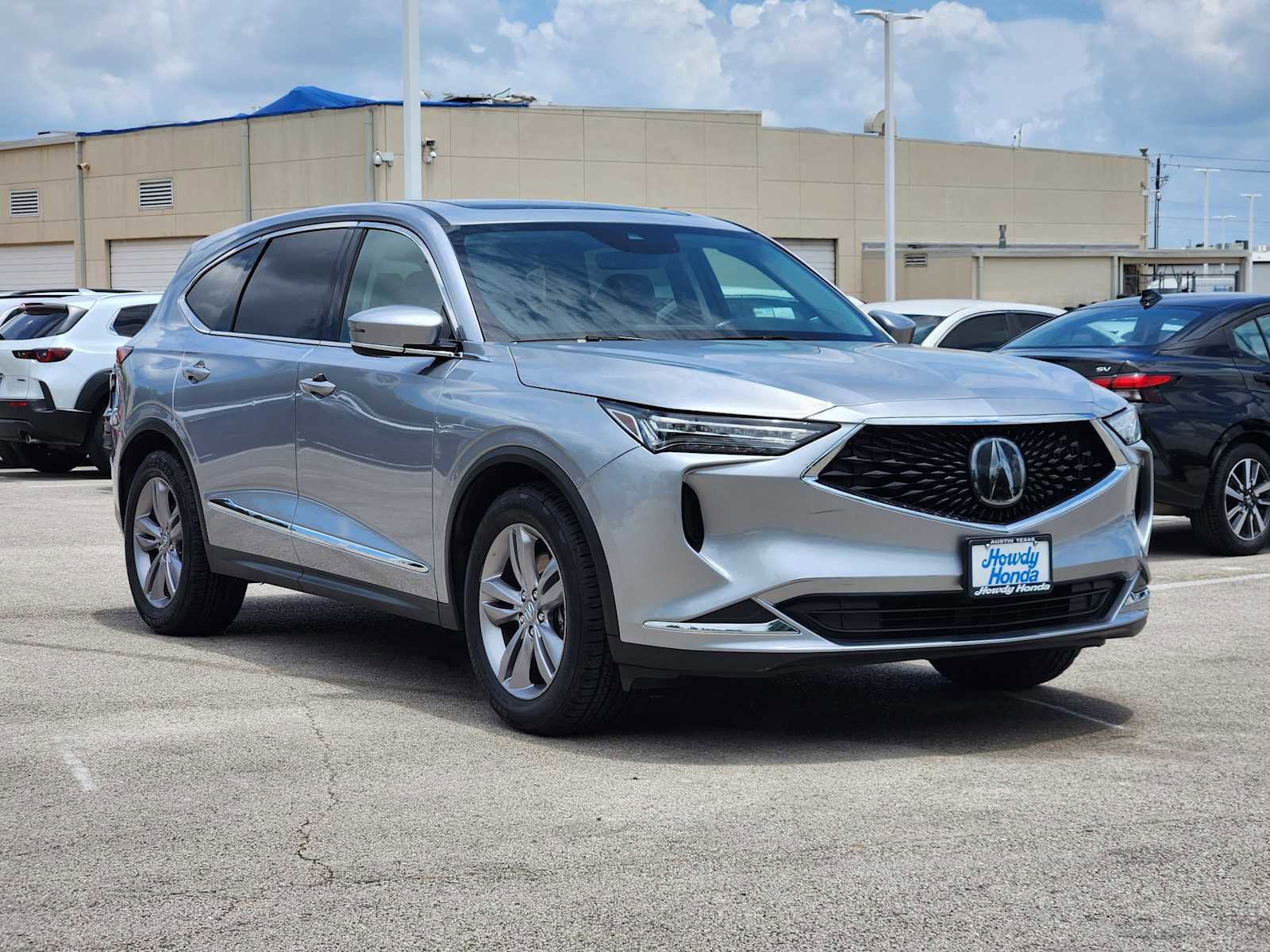 Used 2024 Acura MDX SH-AWD image 3