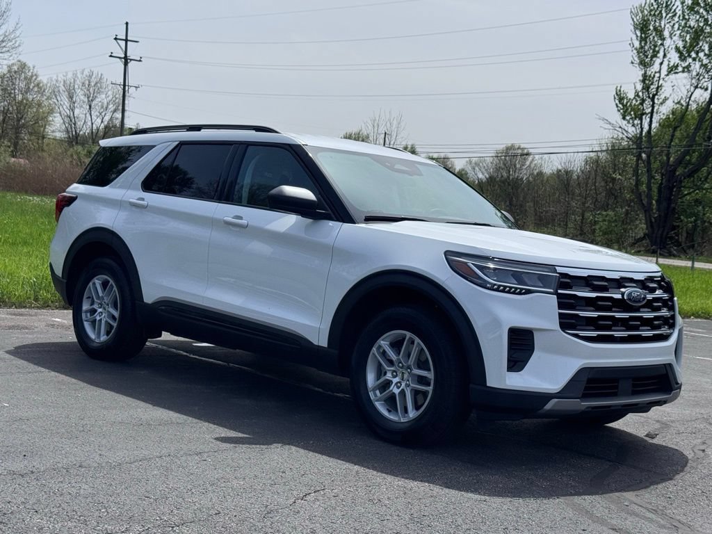 New 2026 Ford Explorer Active AWD/4WD image 6