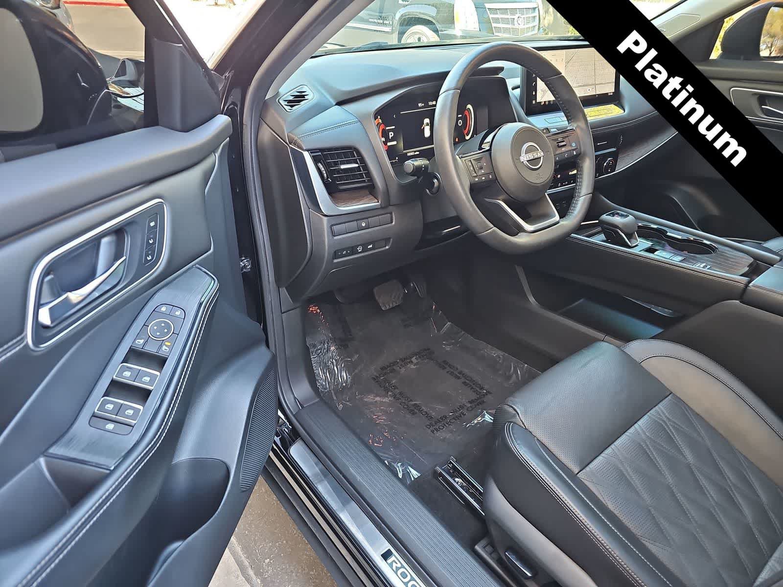 Used 2024 Nissan Rogue Platinum FWD image 10