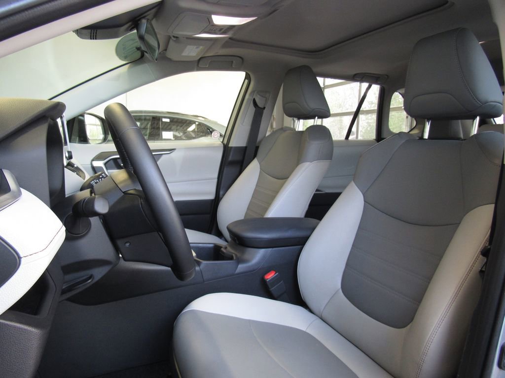 Certified 2025 Toyota RAV4 XLE Premium AWD/4WD image 12