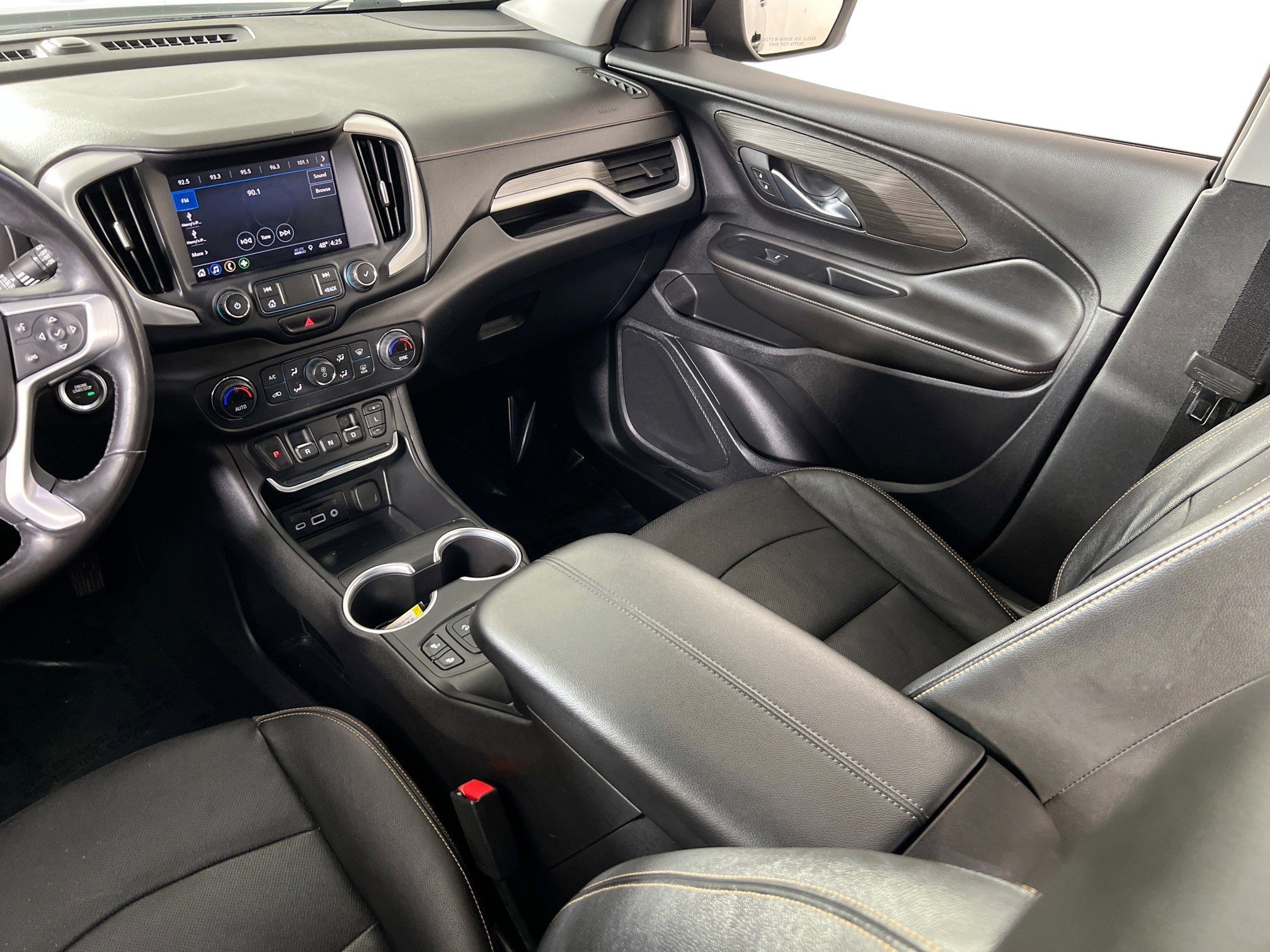 Used 2020 GMC Terrain SLT w/ Preferred Package image 22