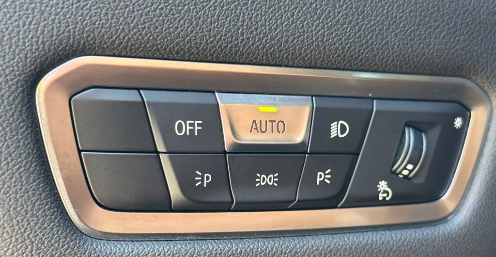 Certified 2023 BMW X6 xDrive40i AWD/4WD image 33