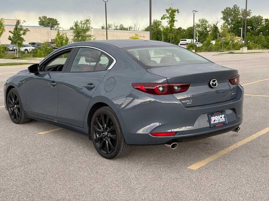 Used 2025 MAZDA MAZDA3 s AWD/4WD video 3