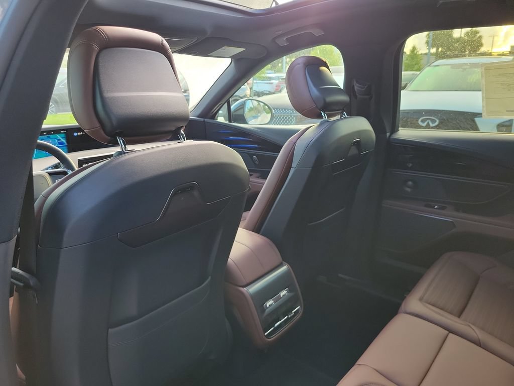 New 2026 Lincoln Nautilus Reserve AWD/4WD image 28
