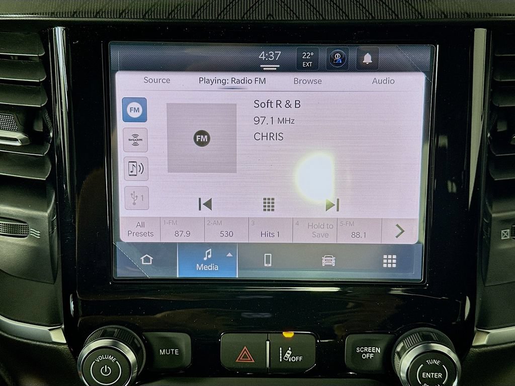 New 2026 RAM 1500 Express AWD/4WD image 13