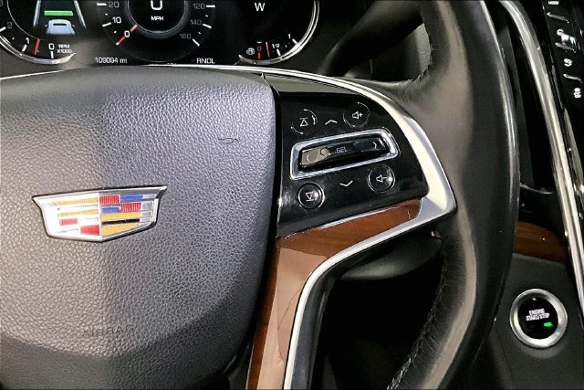 Used 2019 Cadillac Escalade ESV Luxury AWD/4WD image 12