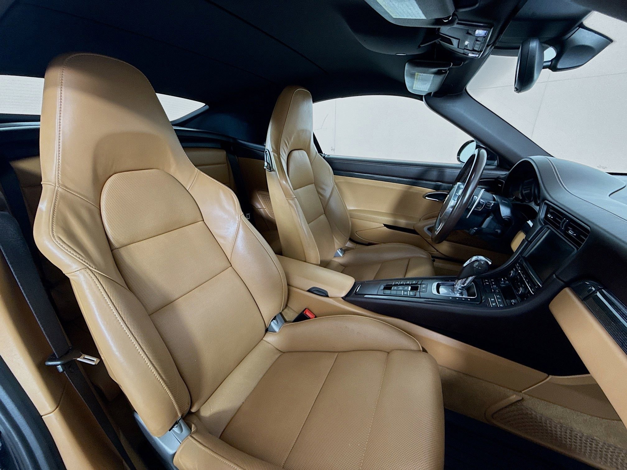 Certified 2015 Porsche 911 Turbo AWD/4WD image 24