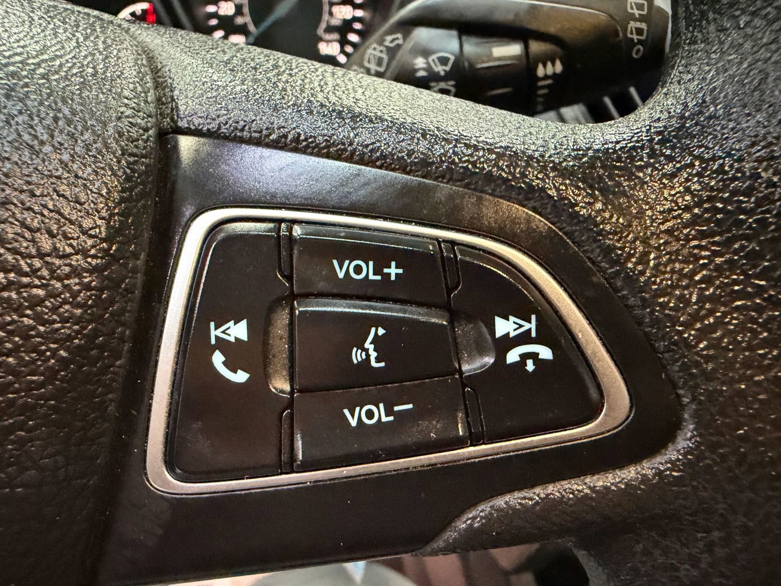 Used 2018 Ford Escape SE AWD/4WD image 44