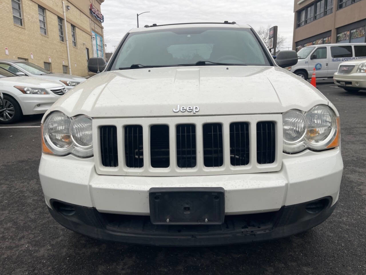 Used 2009 Jeep Grand Cherokee Laredo image 4