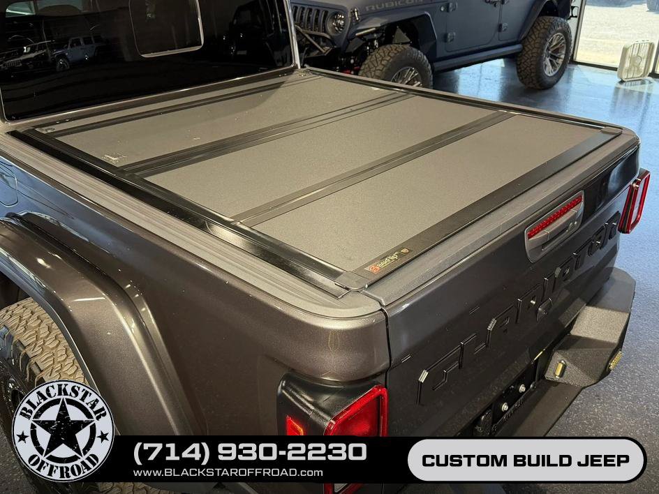 Used 2021 Jeep Gladiator Rubicon AWD/4WD image 14