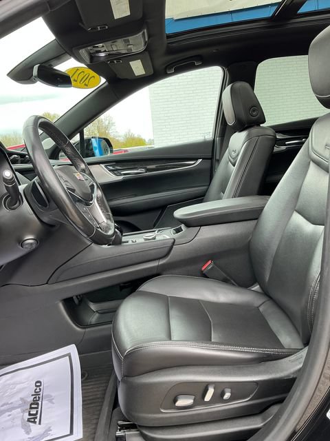 Used 2021 Cadillac XT5 Premium Luxury AWD/4WD image 10