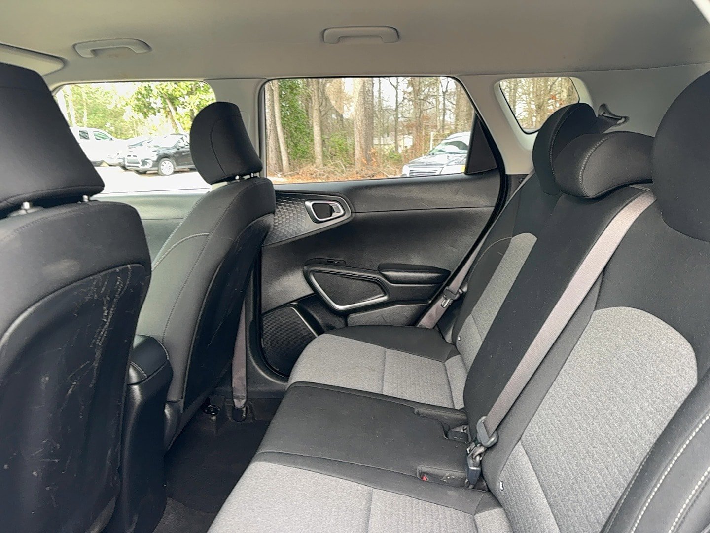 Used 2020 Kia Soul S image 11