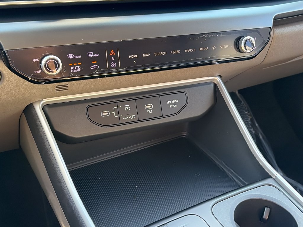 New 2027 Kia Carnival LXS FWD image 21