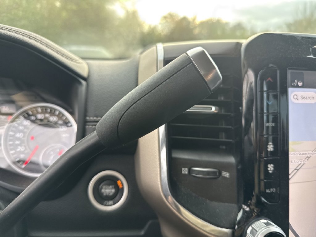 Used 2022 RAM 2500 Laramie AWD/4WD image 30