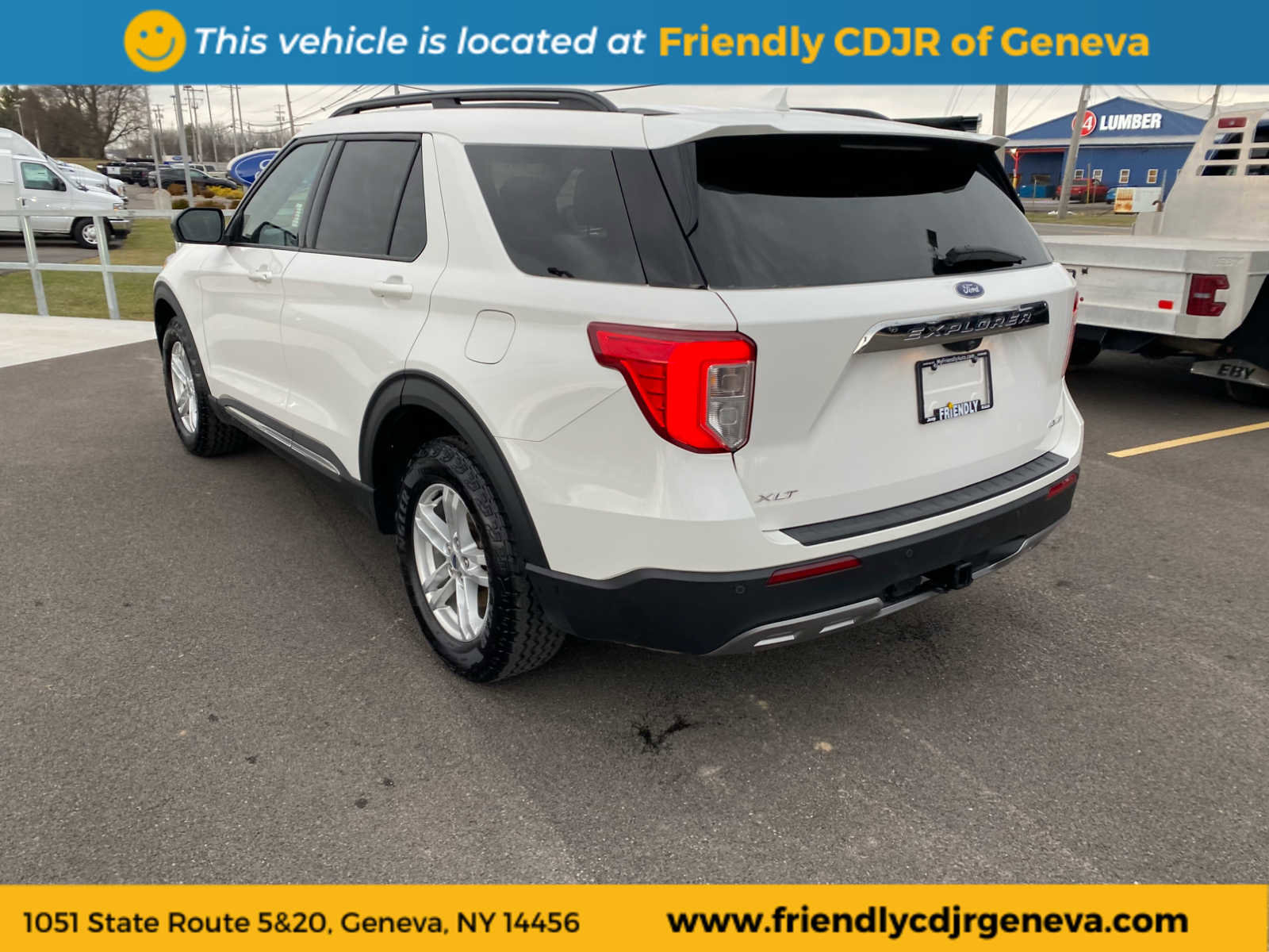 Used 2022 Ford Explorer XLT w/ Equipment Group 202A image 6