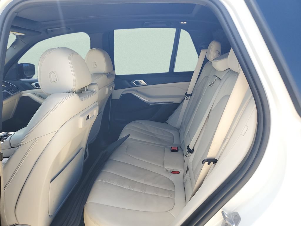 Used 2020 BMW X5 sDrive40i w/ Convenience Package RWD image 10