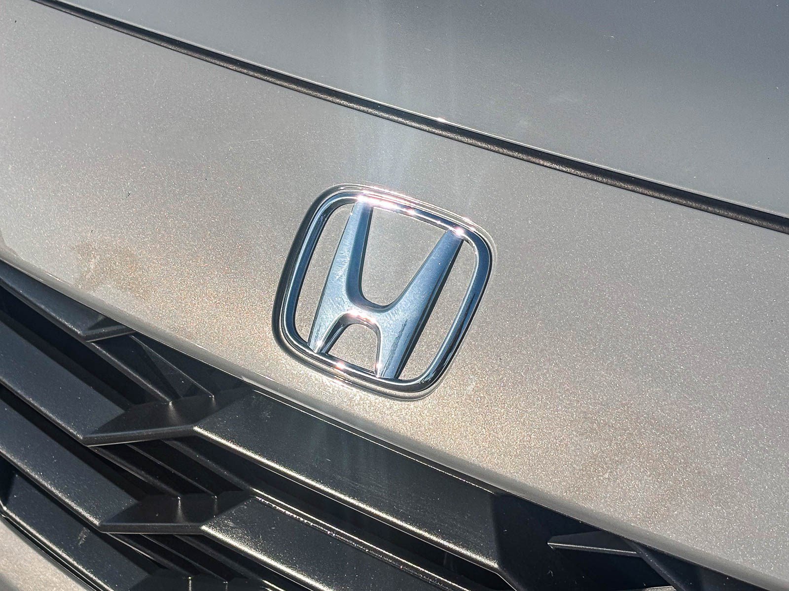 Certified 2025 Honda HR-V Sport image 10