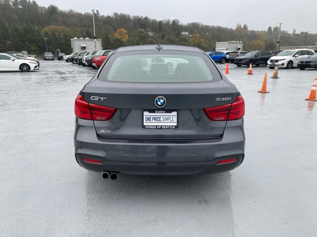 Used 2019 BMW 330i Gran Turismo xDrive w/ M Sport Package image 7