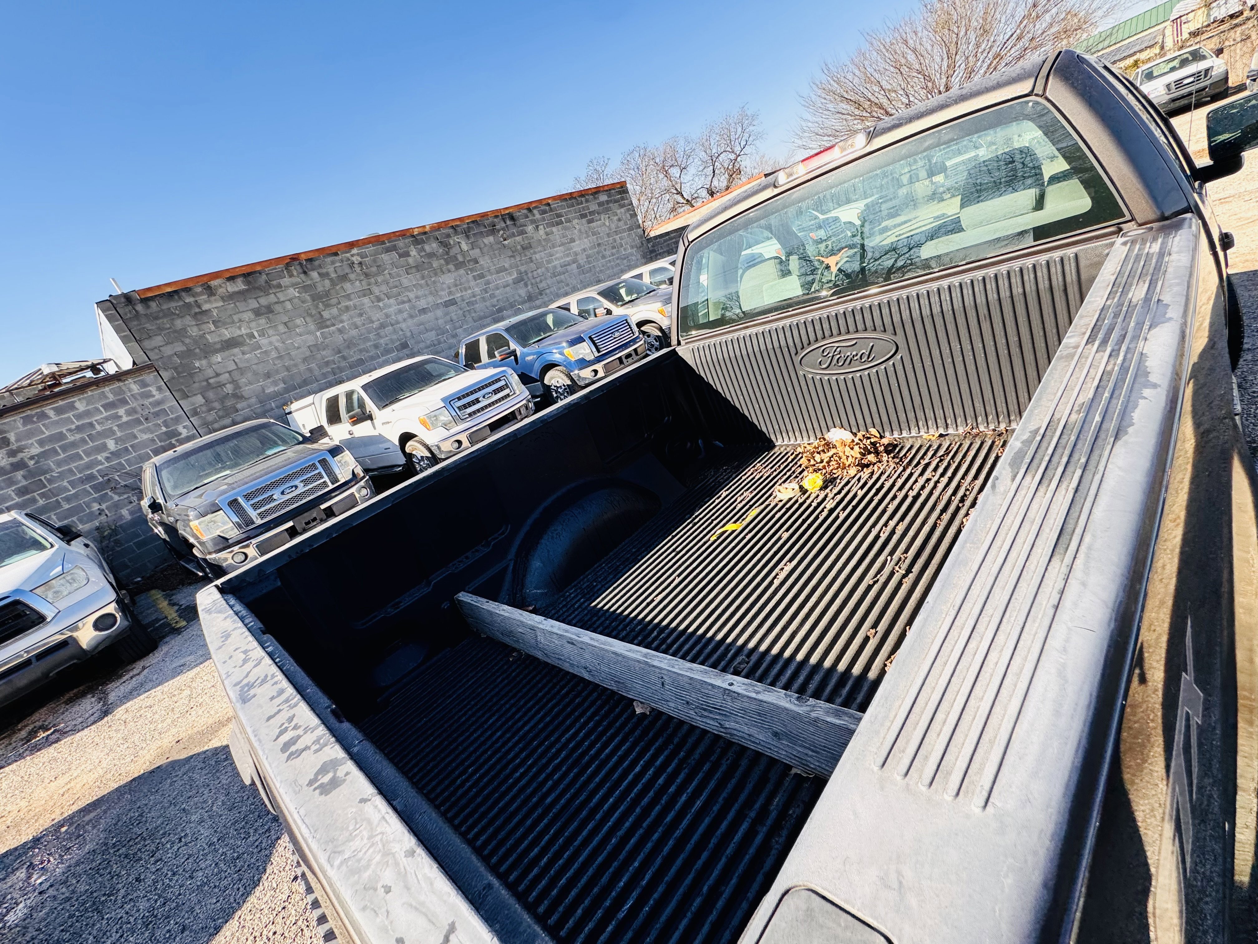 Used 2005 Ford F150 XL image 14