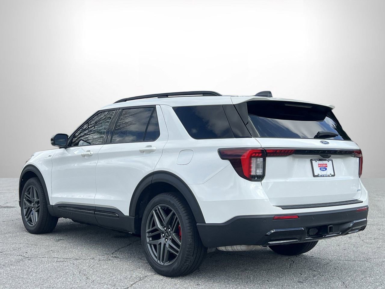 New 2026 Ford Explorer ST-Line w/ ST-Line Street Pack image 25