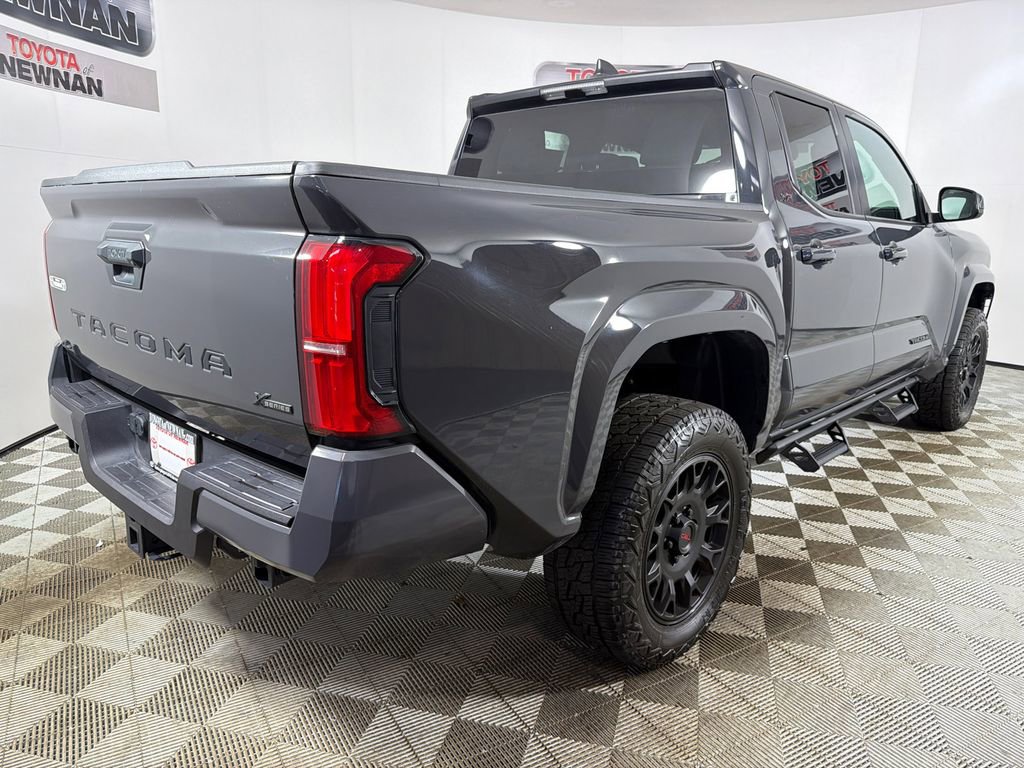 Used 2025 Toyota Tacoma SR5 AWD/4WD image 3
