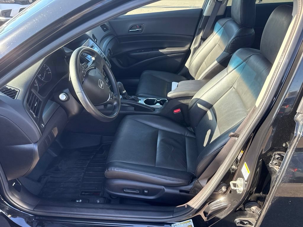 Used 2013 Acura ILX w/ Technology Package FWD image 15