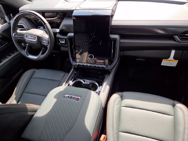 New 2026 GMC Yukon XL AT4 w/ AT4 Premium Plus Package AWD/4WD image 28