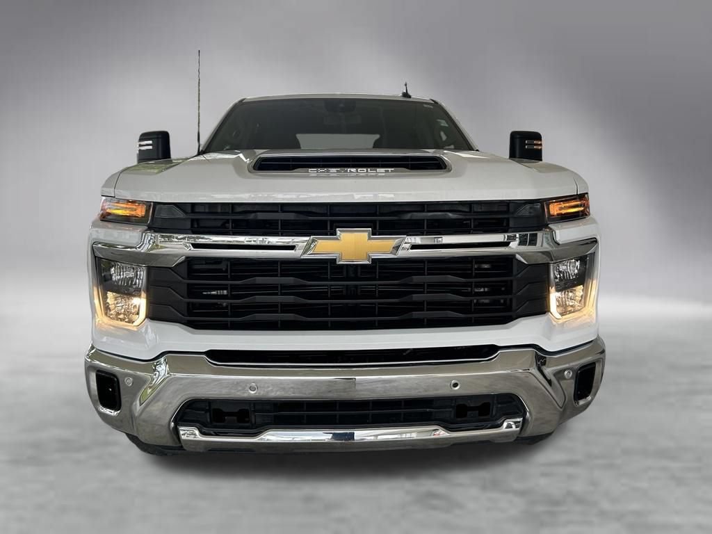 Used 2026 Chevrolet Silverado 2500 LT AWD/4WD image 14