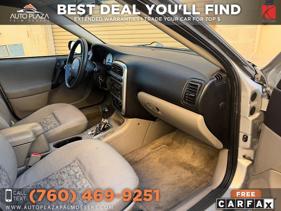 Used 2005 Saturn L-Series L300 FWD image 28