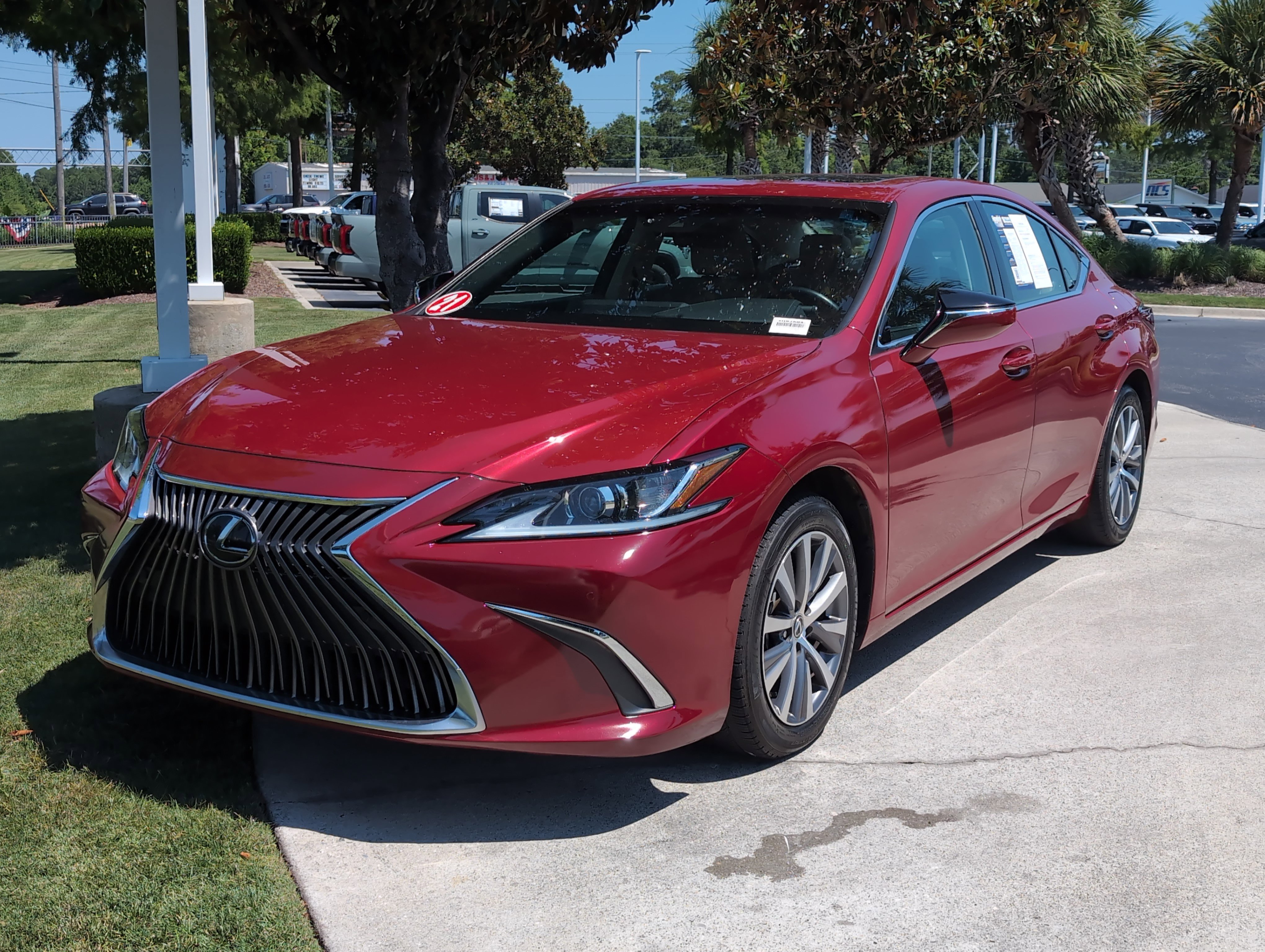 Used 2021 Lexus ES 350 w/ Premium Package FWD image 5