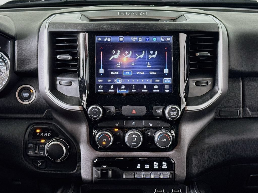 Used 2022 RAM 1500 Big Horn AWD/4WD image 16