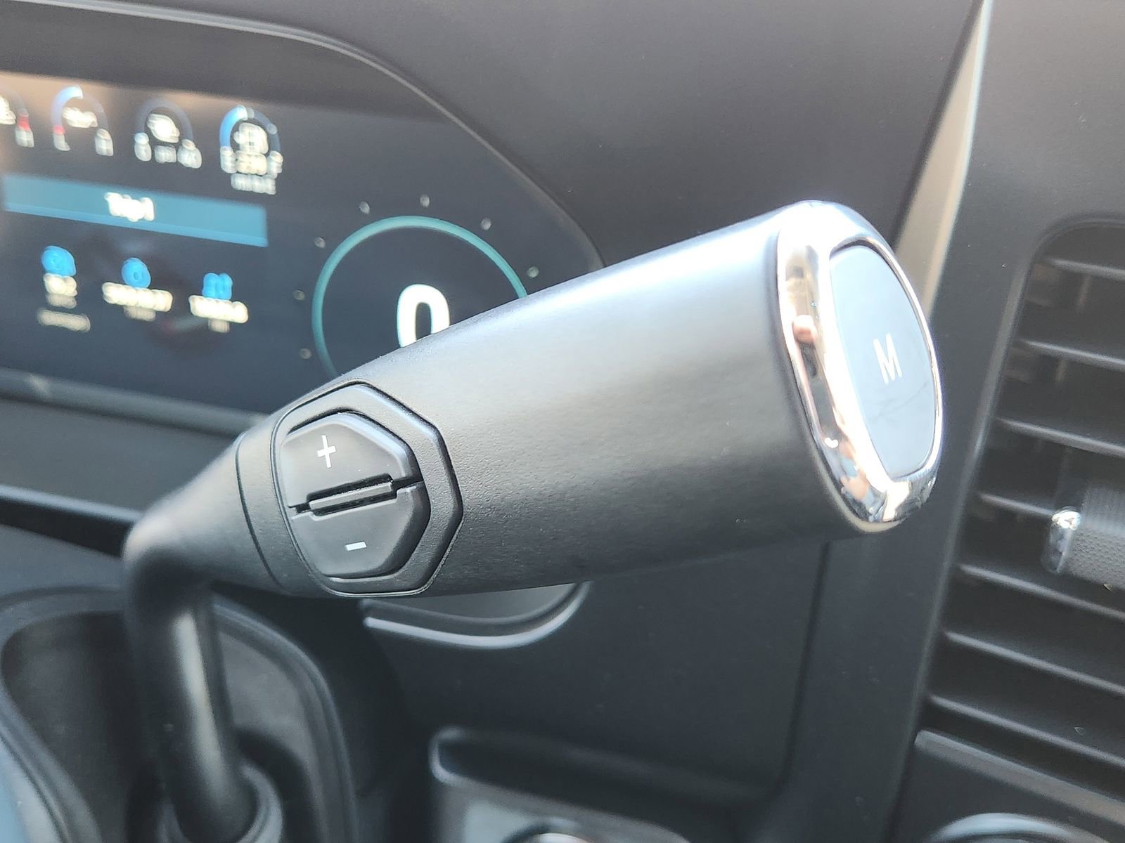 Used 2024 Ford F250 Limited w/ FX4 Off-Road Package image 24