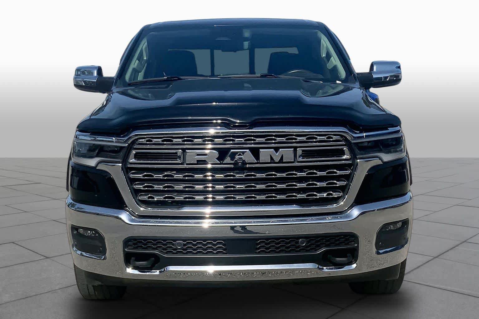 Used 2025 RAM 1500 Limited AWD/4WD image 4
