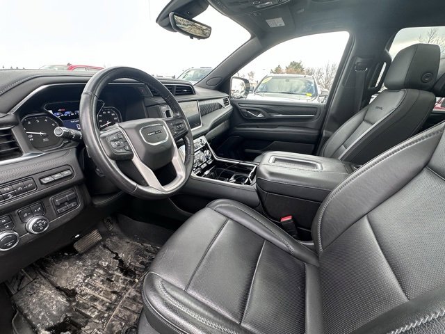 Used 2021 GMC Yukon Denali w/ Denali Ultimate Package image 13