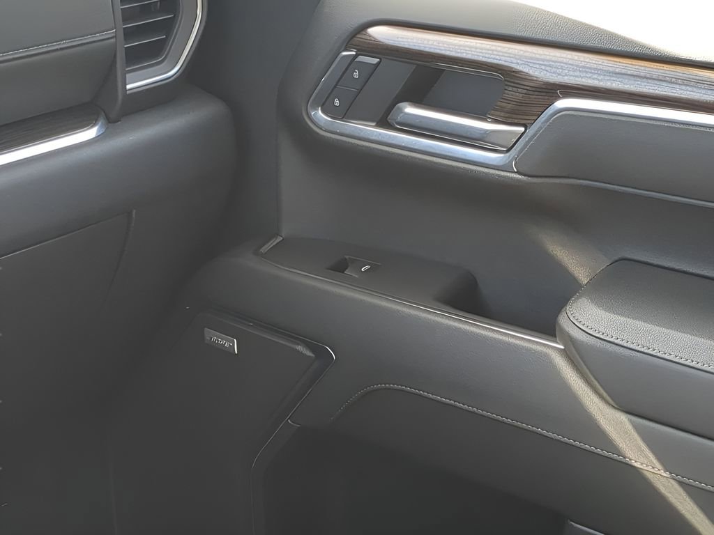 Used 2024 Chevrolet Silverado 1500 LT Trail Boss w/ LT Trail Boss Premium Package image 24