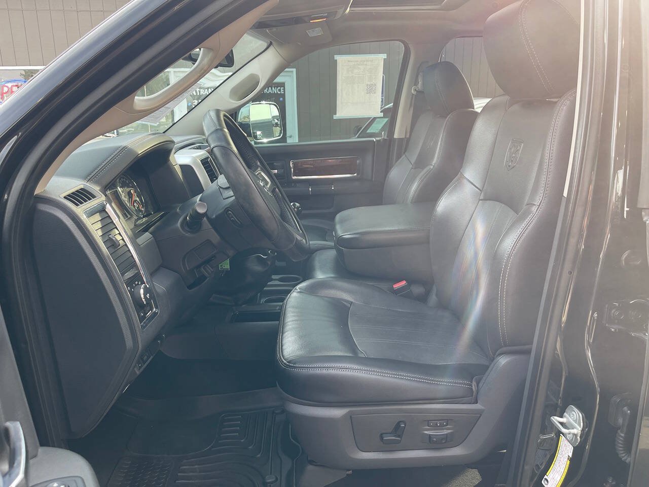 Used 2010 Dodge Ram 2500 Truck Laramie w/ Protection Group AWD/4WD image 16