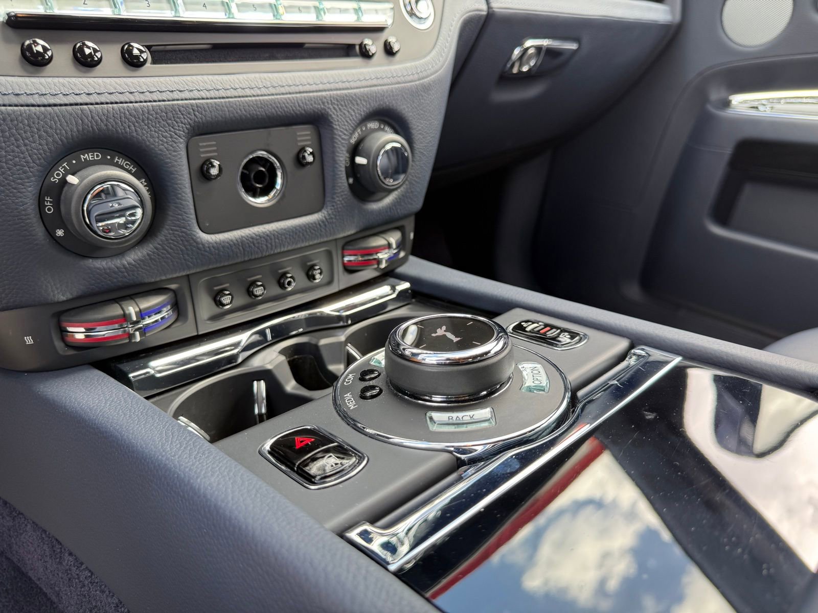 Used 2020 Rolls-Royce Ghost RWD image 38
