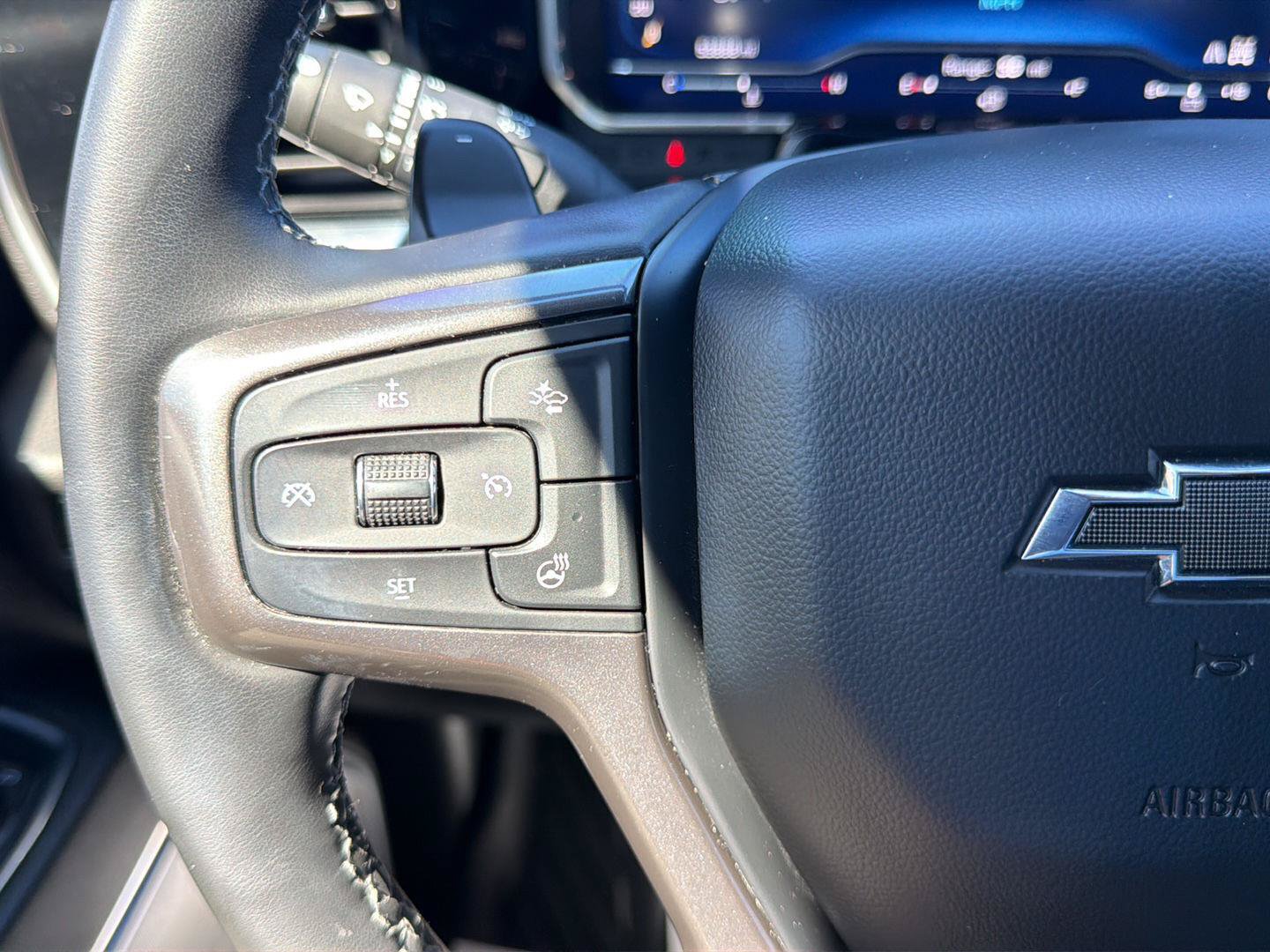Used 2024 Chevrolet Silverado 1500 High Country w/ Midnight Edition AWD/4WD image 13