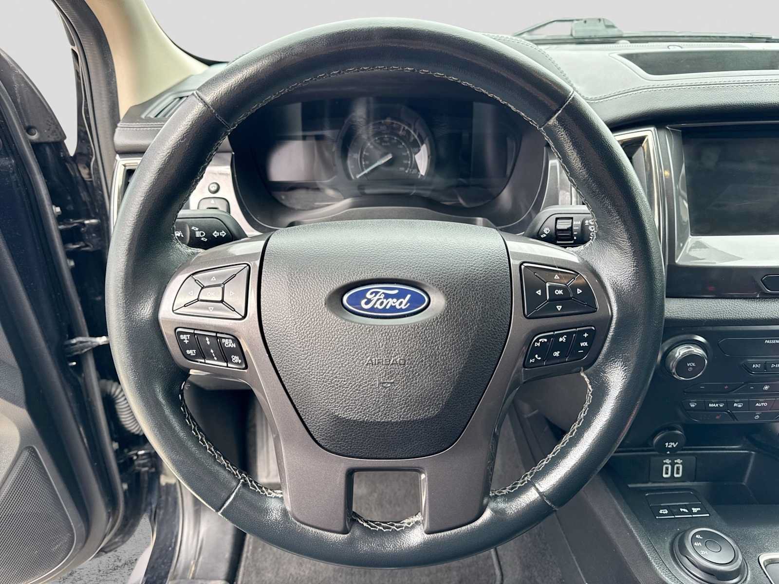 Used 2023 Ford Ranger Lariat w/ Equipment Group 501A High AWD/4WD image 18