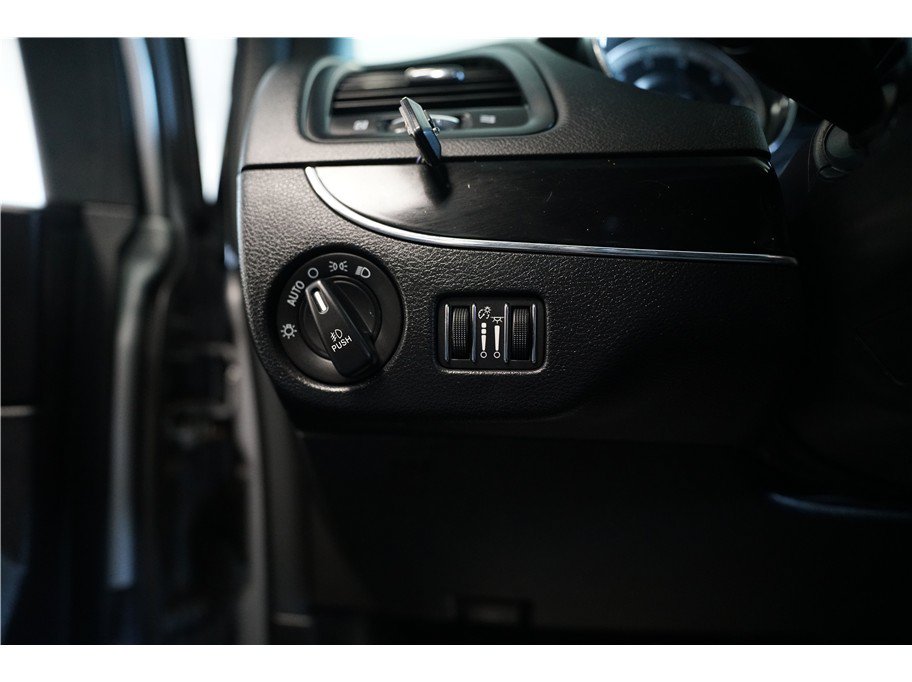 Used 2018 Dodge Grand Caravan GT FWD image 17