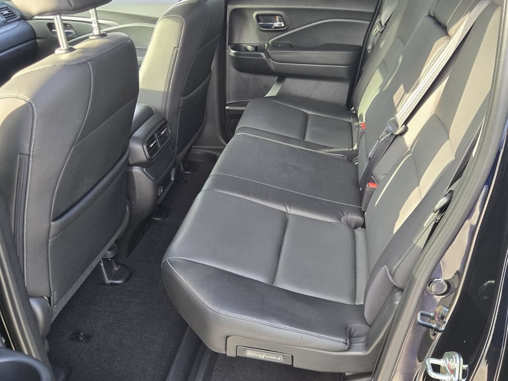 Certified 2025 Honda Ridgeline RTL image 11