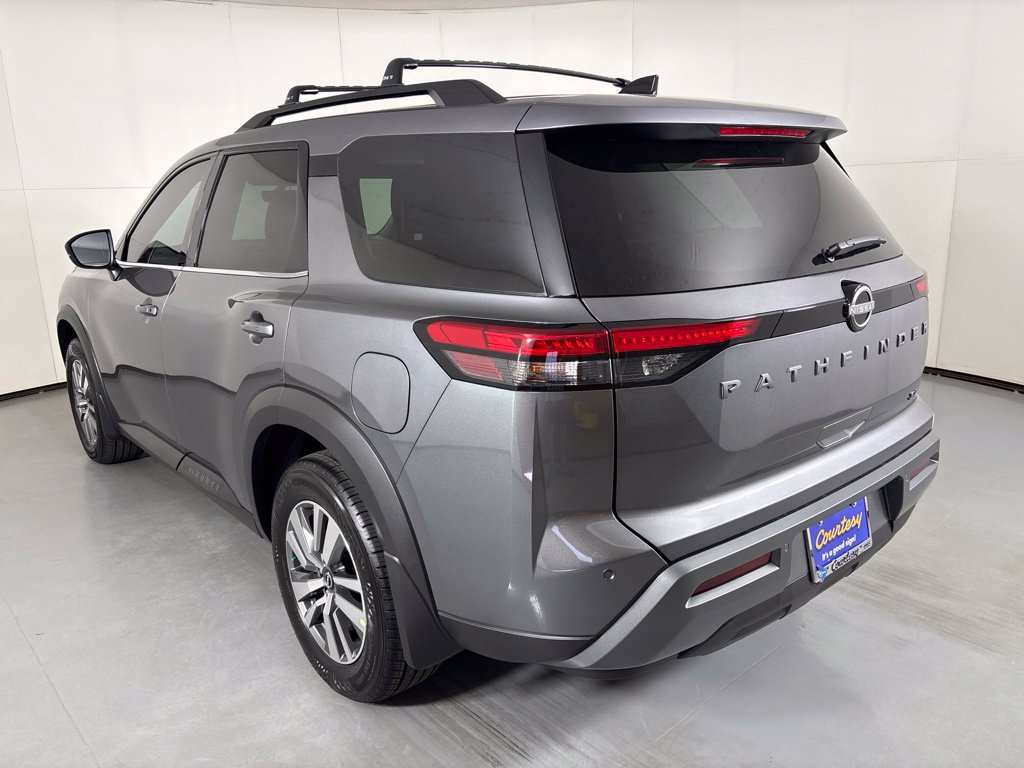 New 2026 Nissan Pathfinder SL FWD image 6