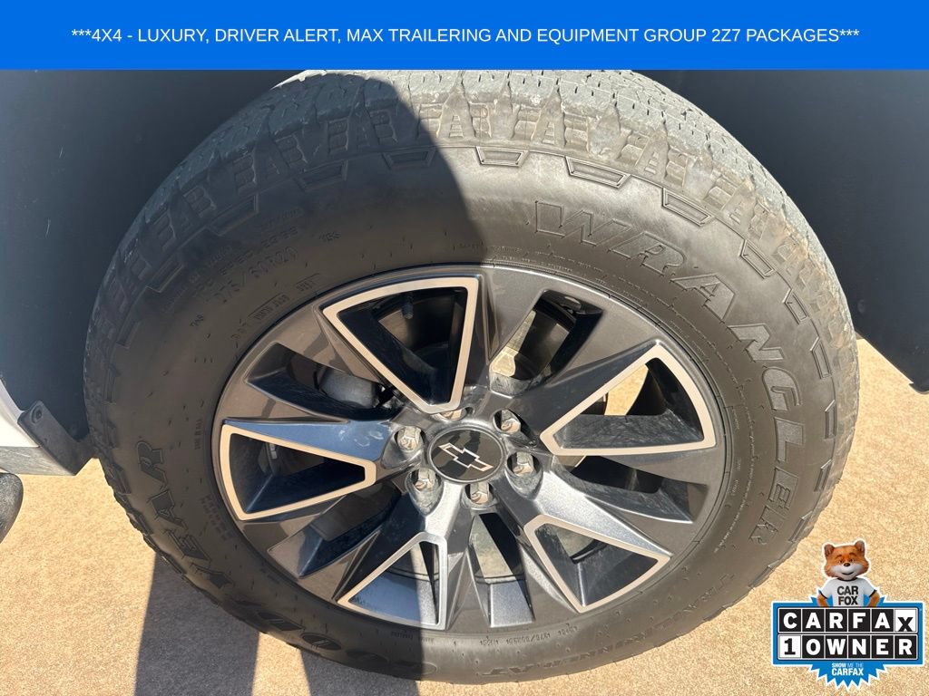 Used 2022 Chevrolet Tahoe Z71 w/ Luxury Package AWD/4WD image 37